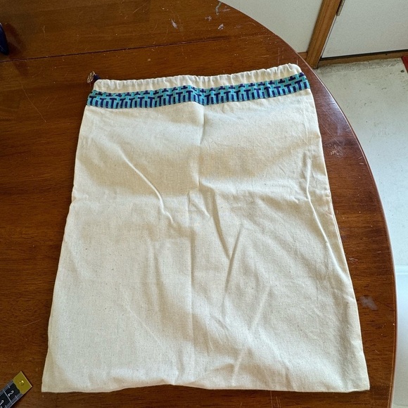 Tory Burch shoe bag 15x12 drawstring close - Picture 1 of 3